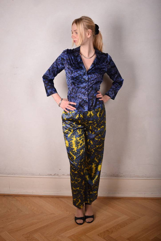 Bifty. Shirt/jacket in Stretch Silk Satin with covered buttons "Coral Reef" - Tone Barker Silk