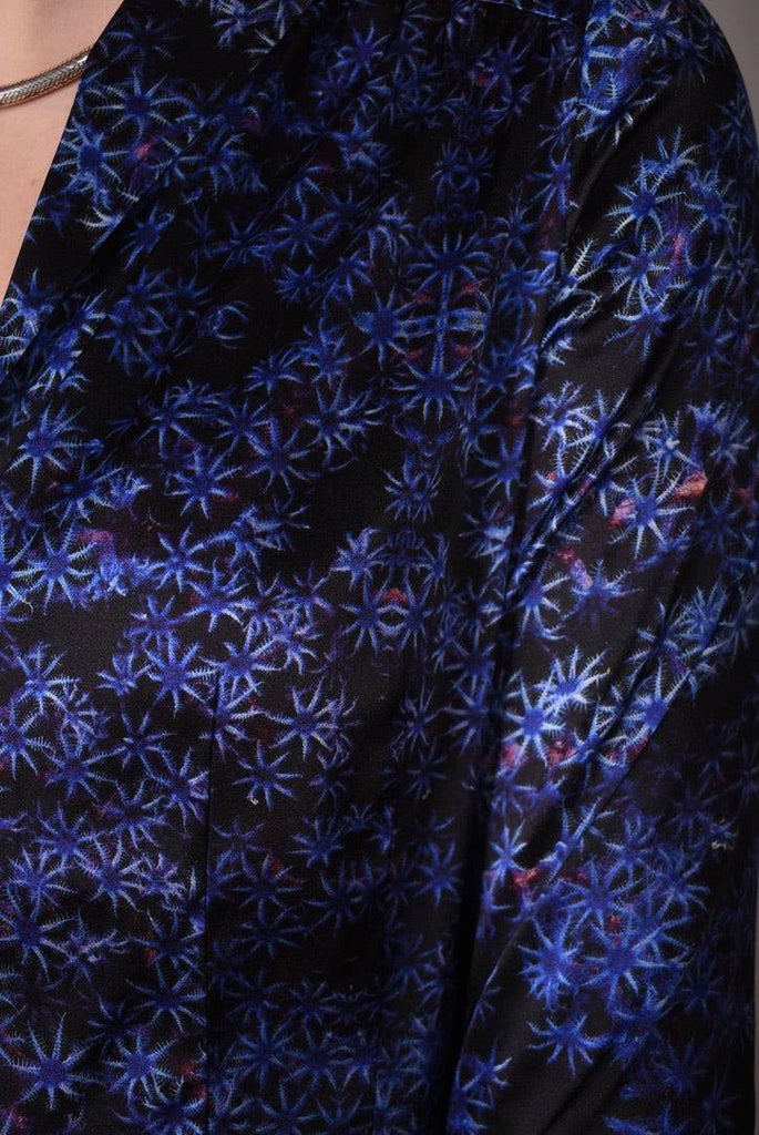 Bifty. Shirt/jacket in Stretch Silk Satin with covered buttons "Coral Reef" - Tone Barker Silk