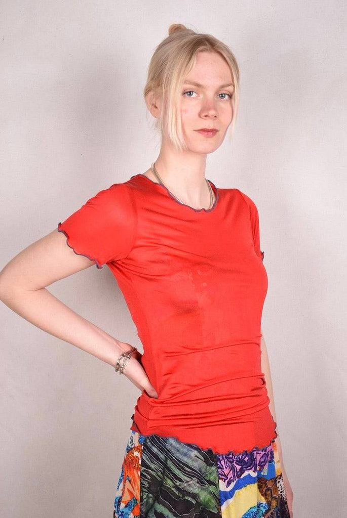 Jer-tee. Short sleeve T-shirt in 100% silk jersey. Fire-Red - Tone Barker Silk