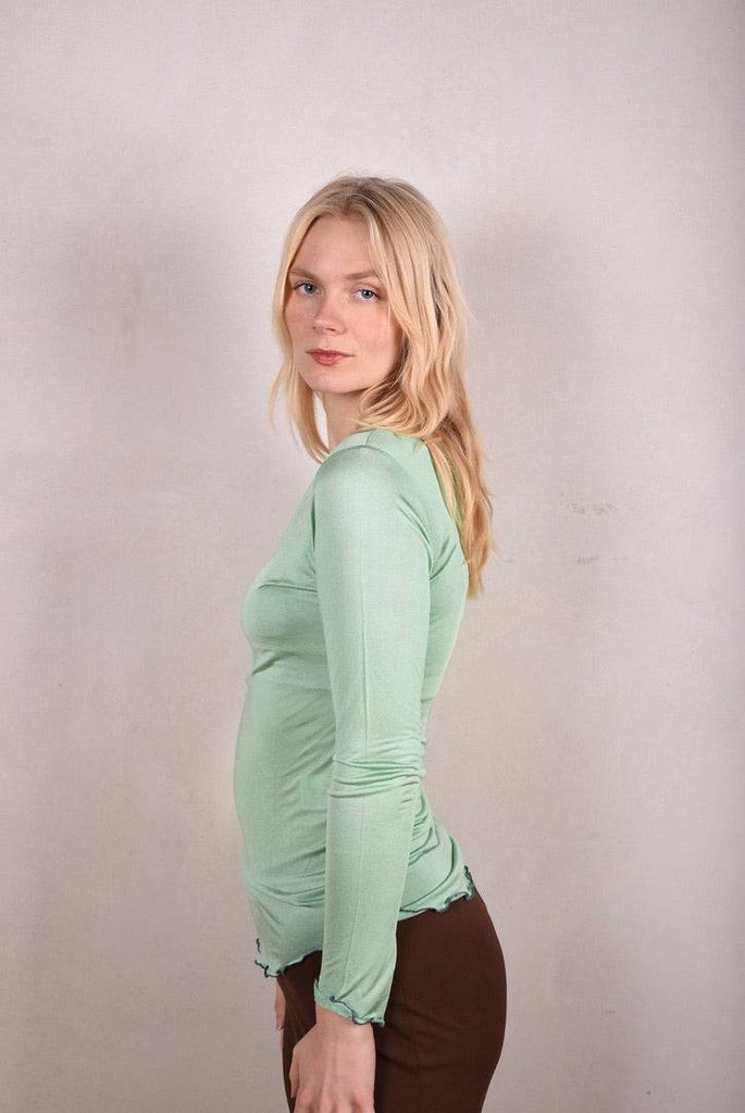 Jersette. Long sleeve blouse in 100% silk jersey. Mint - Tone Barker Silk
