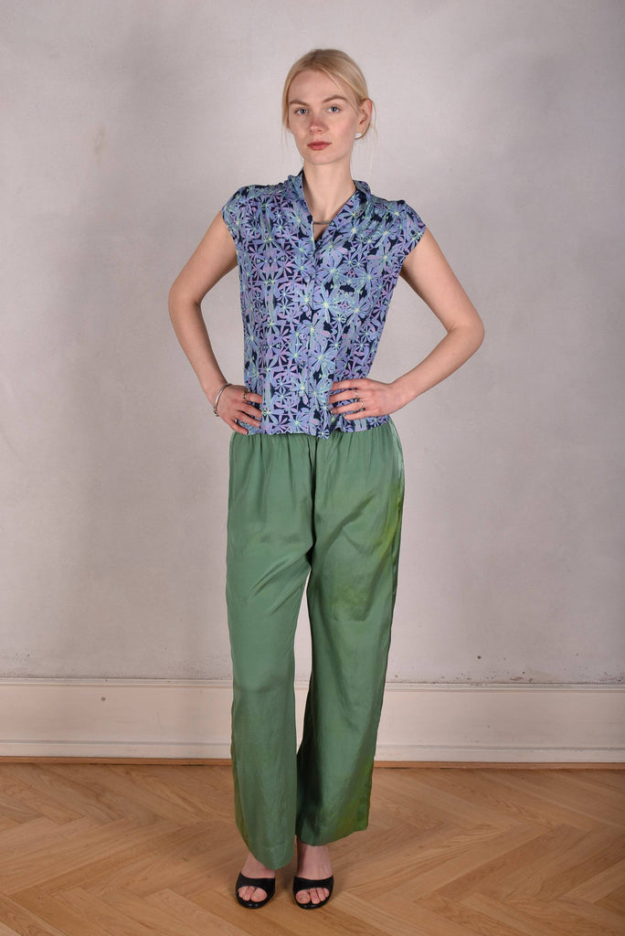 Sif. Short sleeve stretch silk blouse "Aquafleur" - Tone Barker Silk