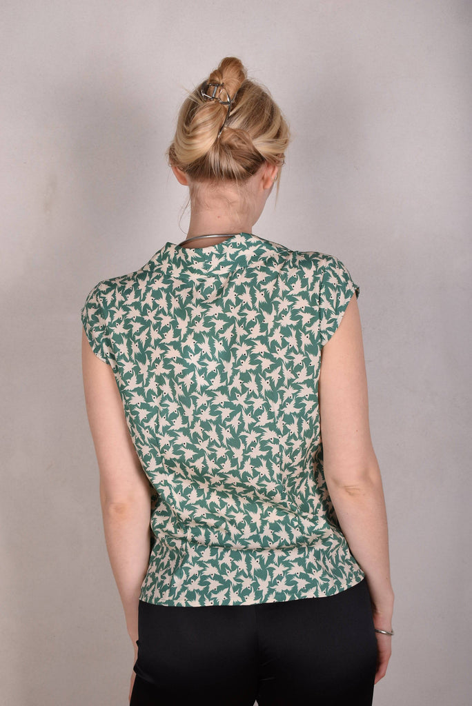 Sif. Short sleeve stretch silk blouse "Green-bird" - Tone Barker Silk