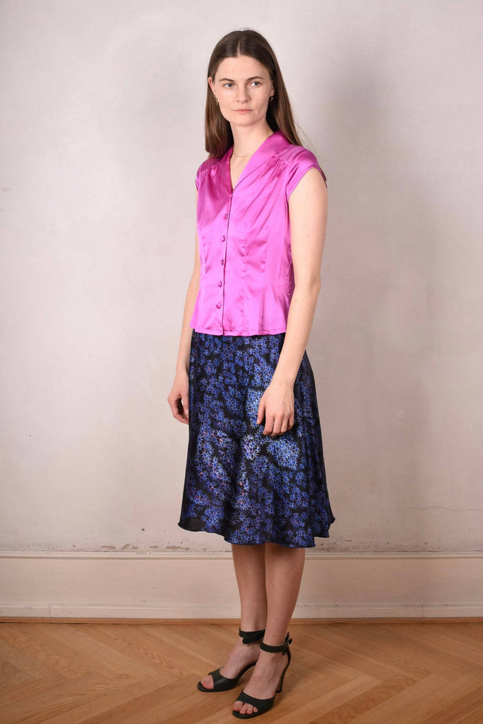 Sif. Short sleeve stretch silk blouse "Hi-pink" - Tone Barker Silk