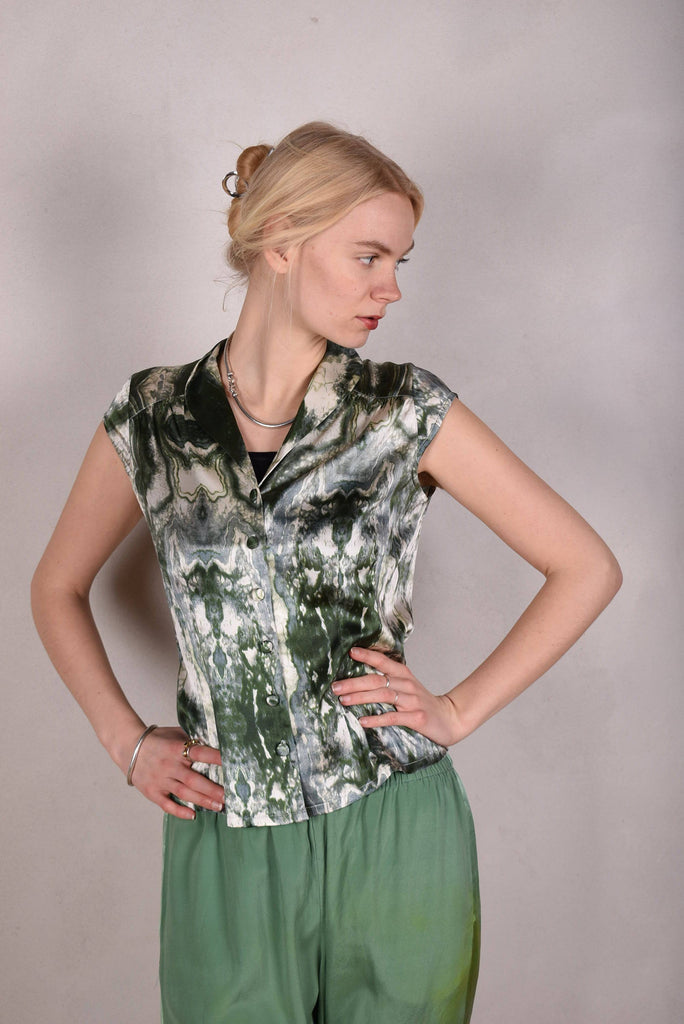 Sif. Short sleeve stretch silk blouse "Mar-Green" - Tone Barker Silk
