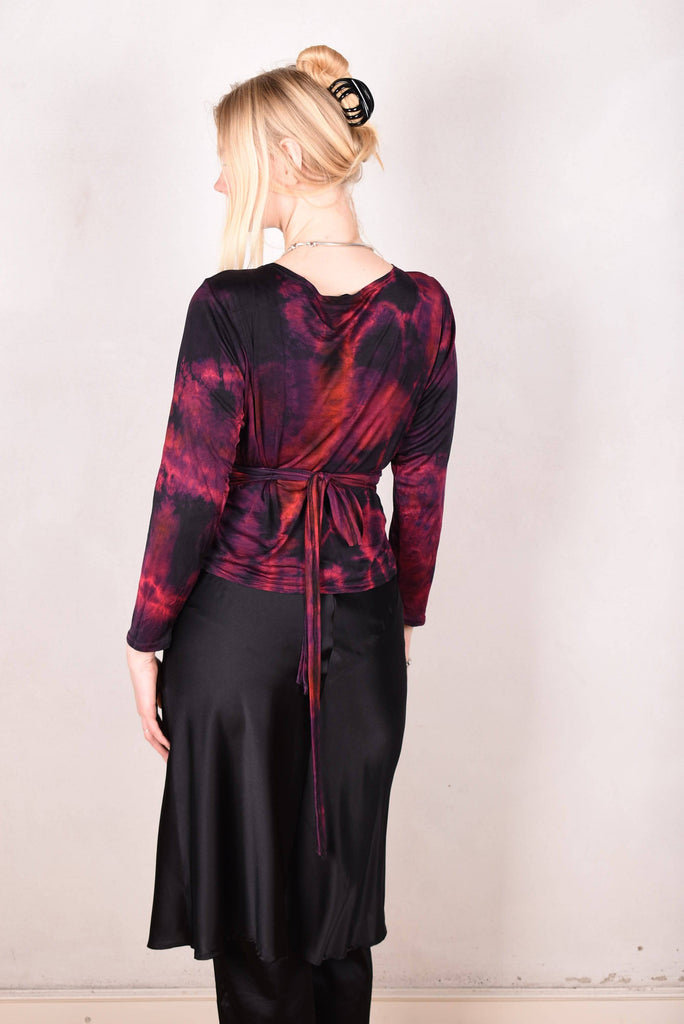 Wrapic. Wrap top in 100% silk jersey (silk knit) Col.: "Tie-dye" - Tone Barker Silk