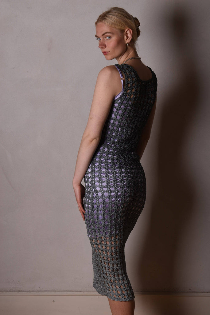 Kraka. Dress in 100% silk Crochet. "Tin" - Tone Barker Silk