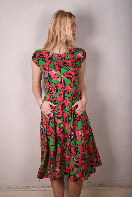 Aula, Stretch Silk dress w. "keyhole" pockets and short sleeves. "Grass Poppies" - Tone Barker Silk