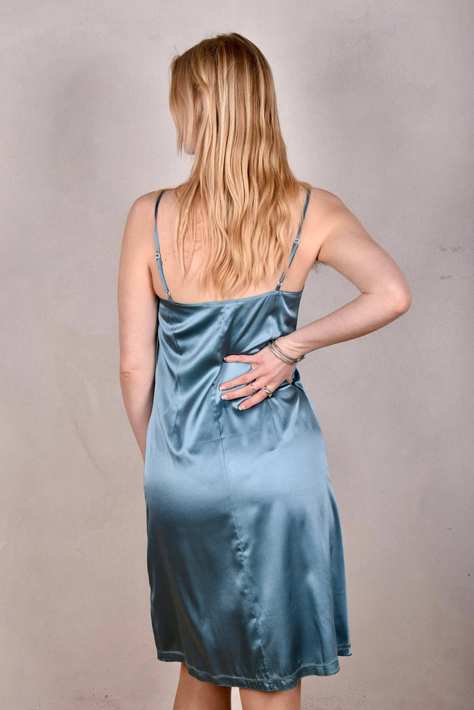 Florianne, "Slip"-dress in Stretch Silk Satin w. 5% elastane "Bali Blue" - Tone Barker Silk