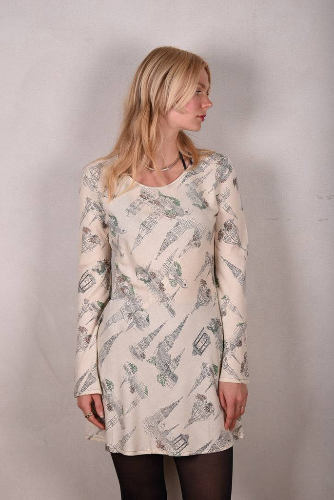 Gilla. Short dress in Noil Silk/rayon mix: 60%Silk 40/viscose "N-towers" - Tone Barker Silk