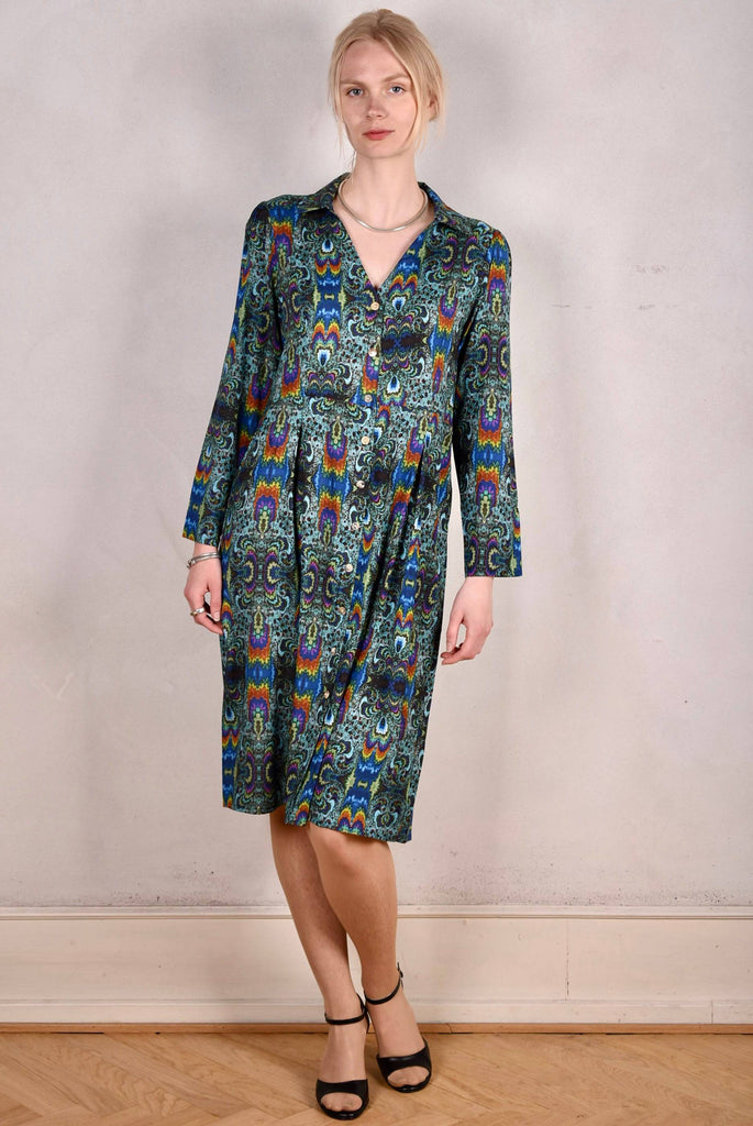 Hen-stretch, Stretch silk satin shirt-dress w. pockets. "Fraktalia" - Tone Barker Silk