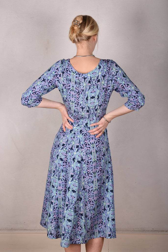 Jane. Stretch Silk midi-length dress with pockets (Aquafleur) - Tone Barker Silk