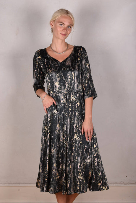 Jane. Stretch Silk midi-length dress with pockets (Marble) - Tone Barker Silk