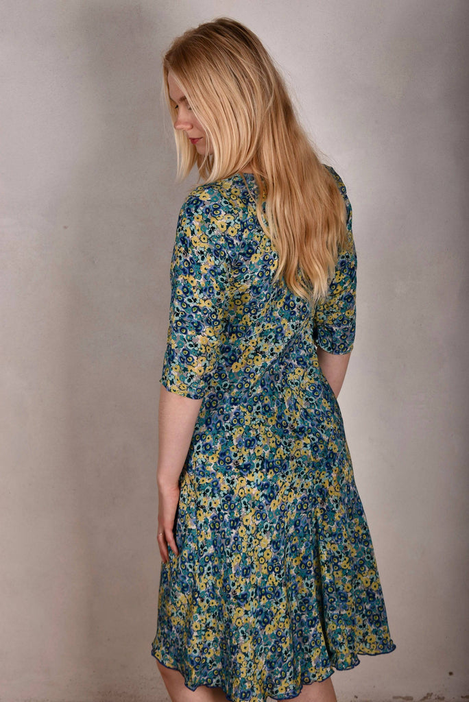 Kathrina Crepe-de-Chine. Cowl neck dress in 100% silk Crepe-de-Chine "Blue-mix" - Tone Barker Silk