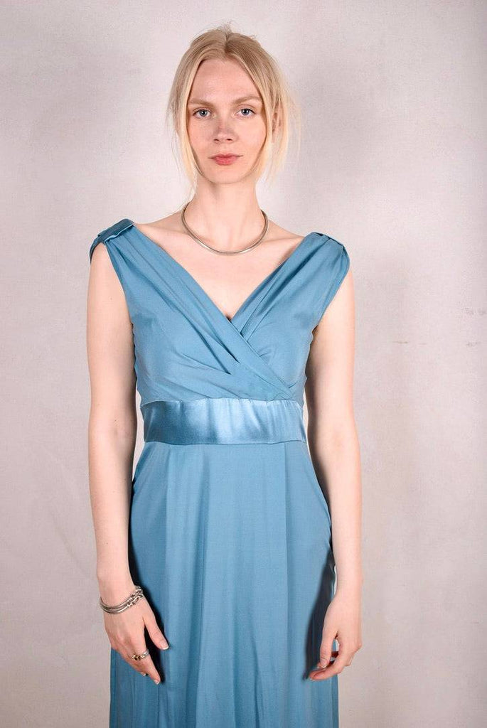 Magnifique. Maxi dress in Silk Stretch Satin, 95% silk, 5% elastan, "Bali-Blue" - Tone Barker Silk