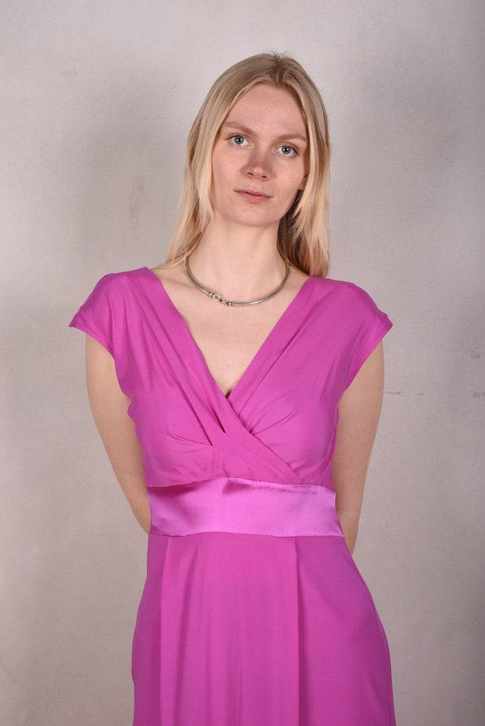 Magnifique. Maxi dress in Silk Stretch Satin, 95% silk, 5% elastan, "Hi-Pink" - Tone Barker Silk