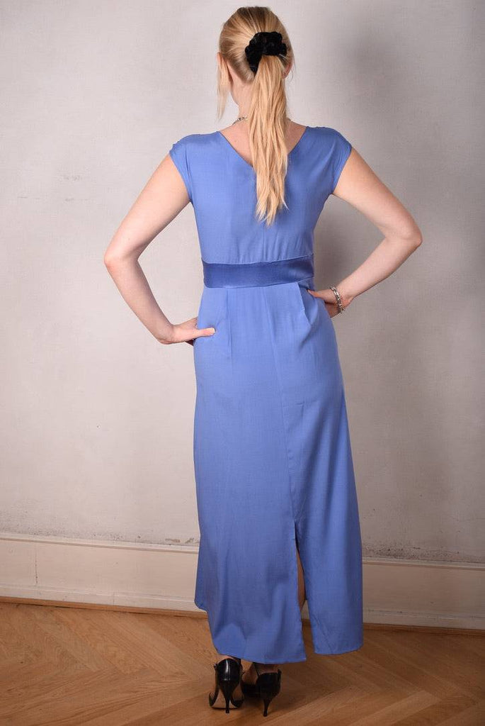 Magnifique. Maxi dress in Silk Stretch Satin, 95% silk, 5% elastan, "Martinblue". - Tone Barker Silk