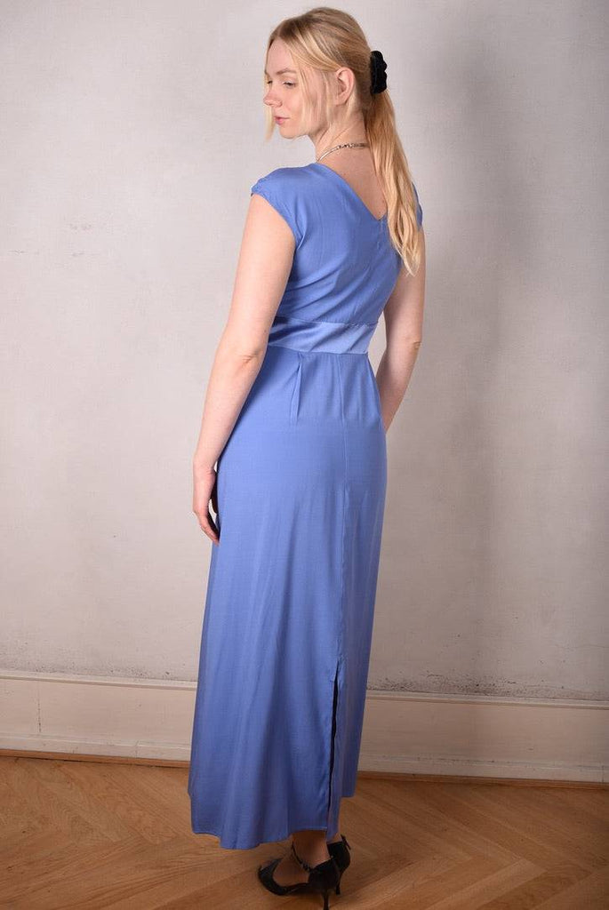 Magnifique. Maxi dress in Silk Stretch Satin, 95% silk, 5% elastan, "Martinblue". - Tone Barker Silk