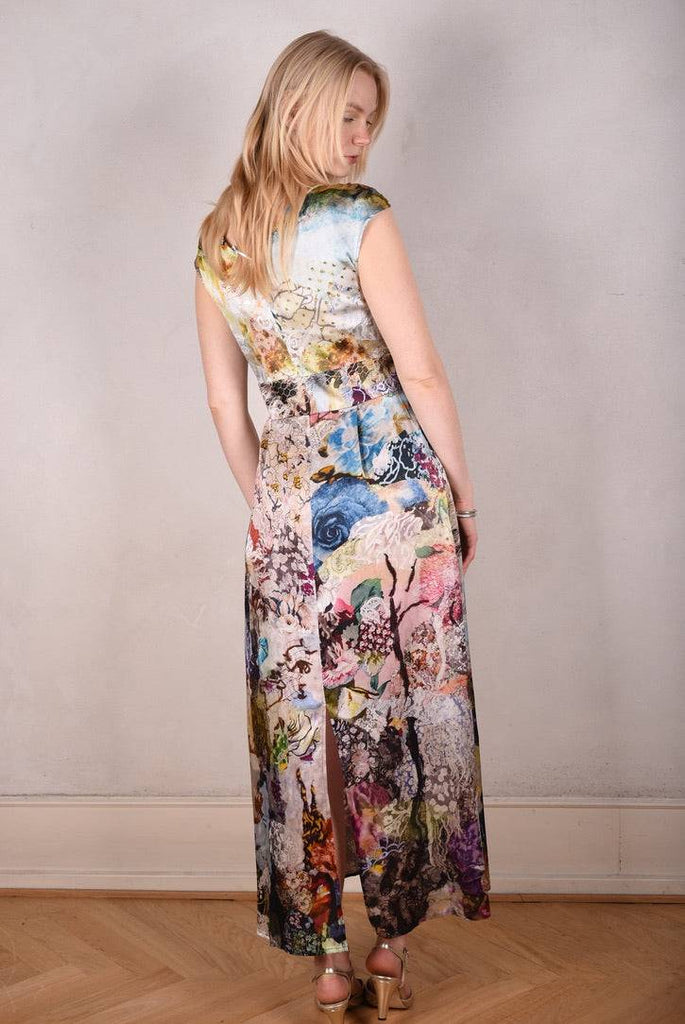 Magnifique. Maxi dress in Silk Stretch Satin, 95% silk, 5% elastan, "Val-de-Nulle" - Tone Barker Silk