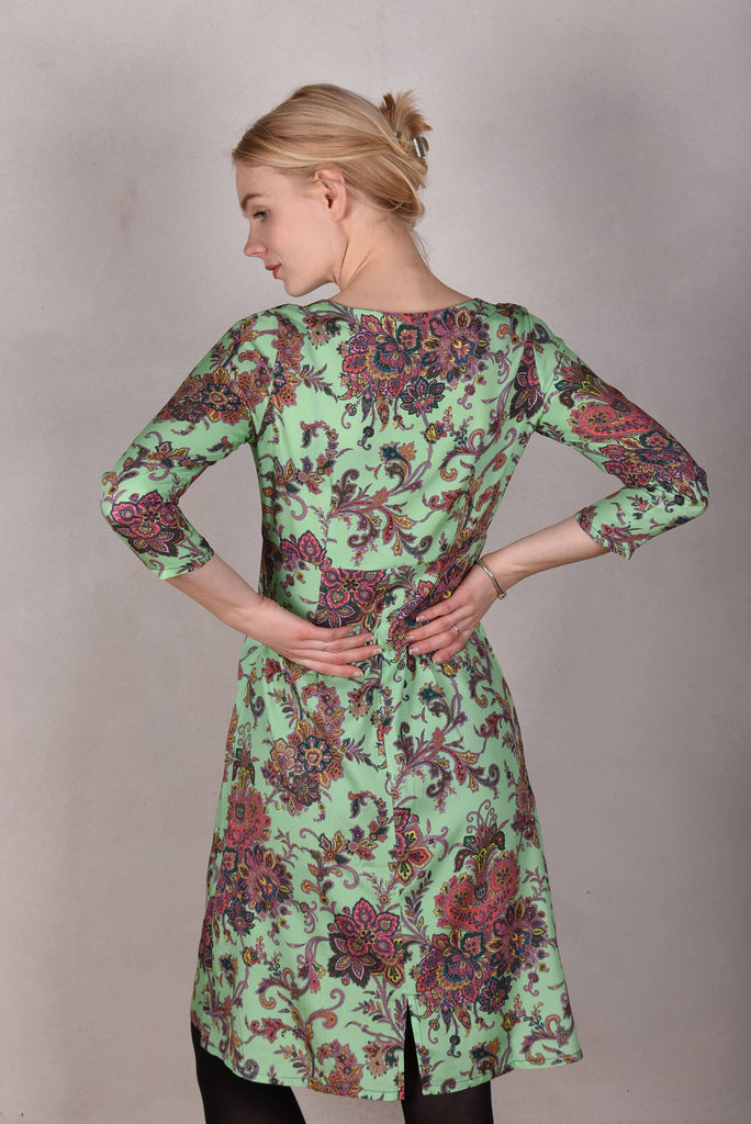 Marinova Stretch silk dress, classic style w. pockets Print: "Greensley" - Tone Barker Silk