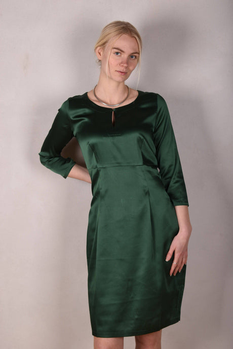 Maudacity. The classic dress in stretch silk satin (Forrest) - Tone Barker Silk