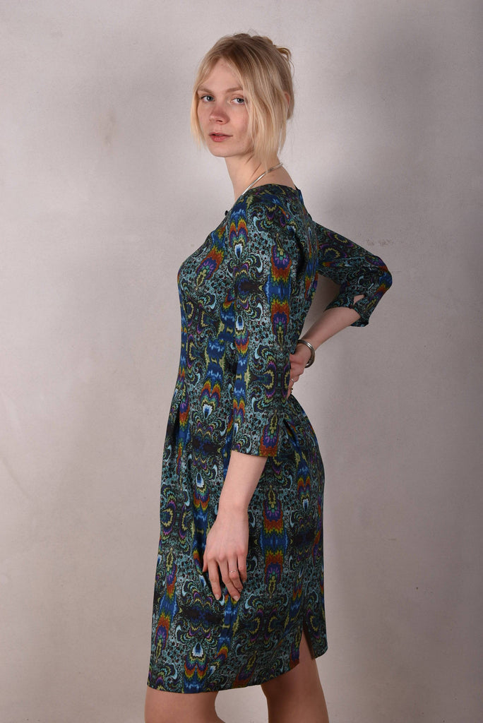 Maudacity. The classic dress in stretch silk satin (Fraktalia) - Tone Barker Silk
