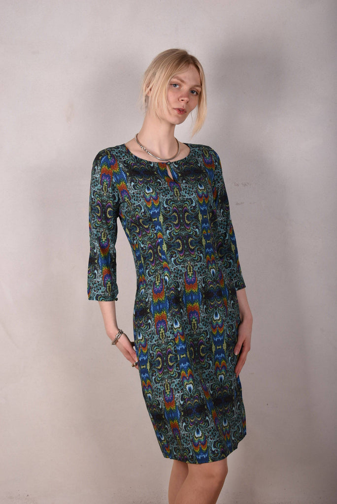 Maudacity. The classic dress in stretch silk satin (Fraktalia) - Tone Barker Silk