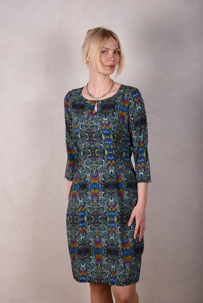 Maudacity. The classic dress in stretch silk satin (Fraktalia) - Tone Barker Silk