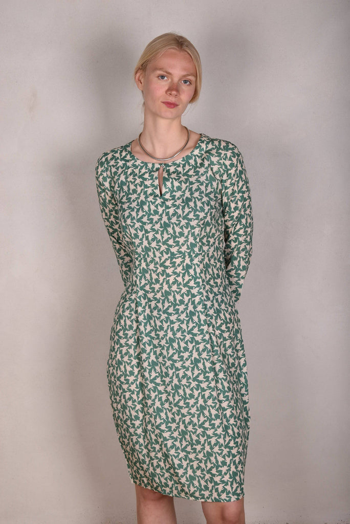 Maudacity. The classic dress in stretch silk satin (Green-bird) - Tone Barker Silk