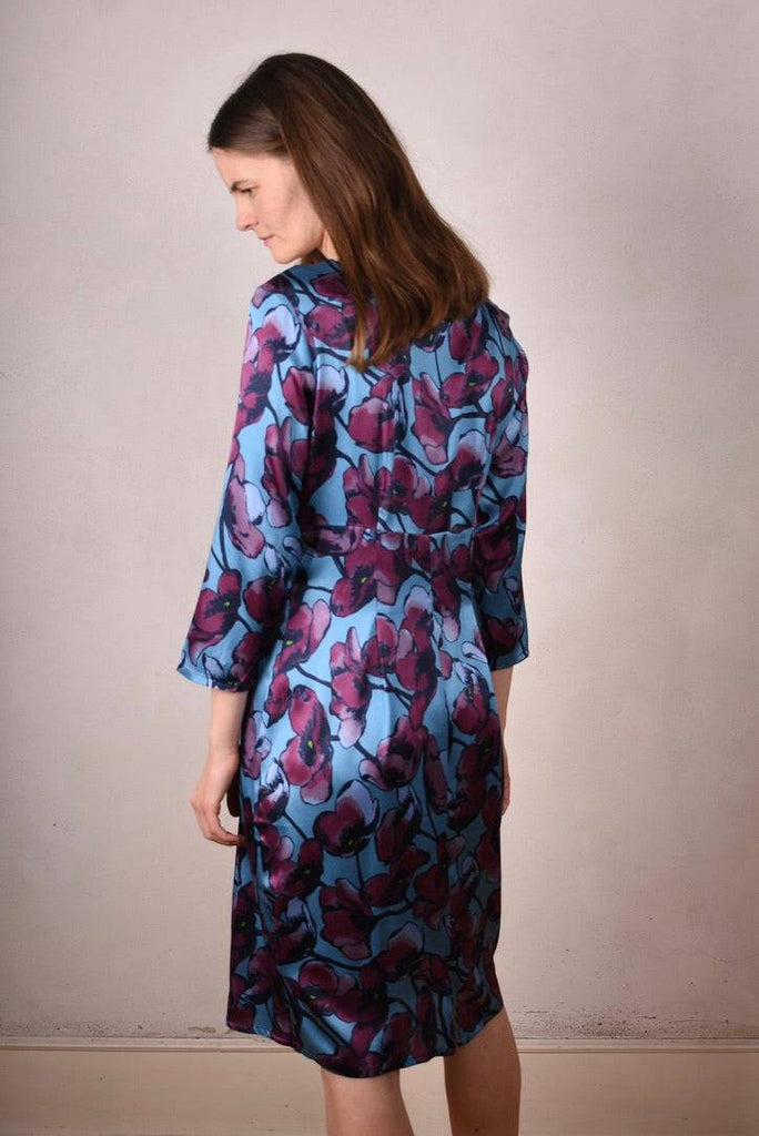 Maudacity. The classic dress in stretch silk satin (Shady Poppie) - Tone Barker Silk