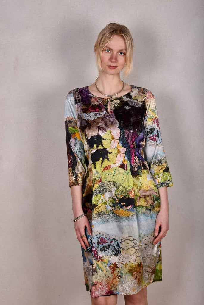 Maudacity. The classic dress in stretch silk satin (Val-de-Nulle) - Tone Barker Silk