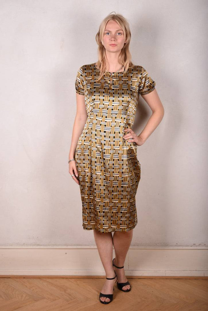 "Maude" Classic dress in stretch silk Crepe-satin. Print "Tasket" - Tone Barker Silk