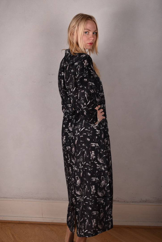Maxhabo. Long shirt-dress in 100% habotai silk. Print "Punk" from the Raadal Collection - Tone Barker Silk