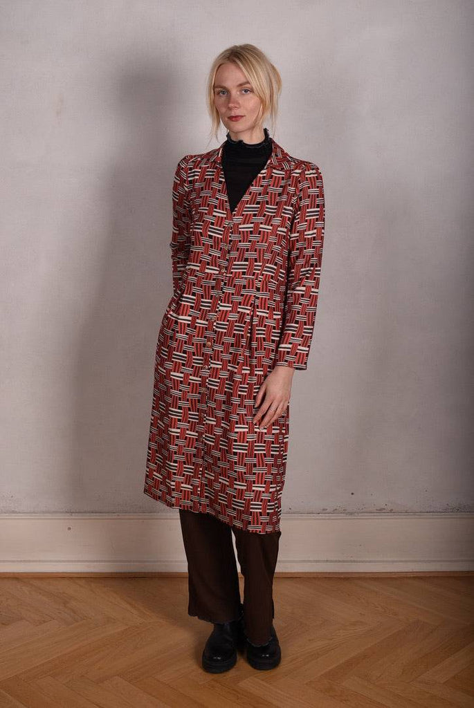Nennie. Shirt dress in Noil silk/rayon mix. Print "Nuasket" - Tone Barker Silk
