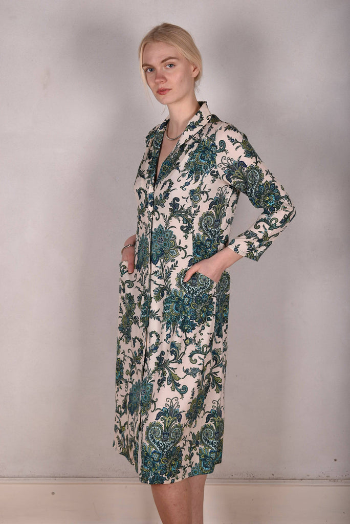 Nifty. Shirt-dress, midi length, with pockets. Stretch crepe-satin silk. "Seasley" - Tone Barker Silk