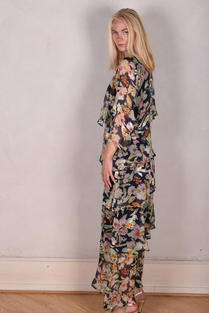 Nyn-Frida. The "magic" dress in layers, with 3/4 sleeves "Ink-bloom" - Tone Barker Silk