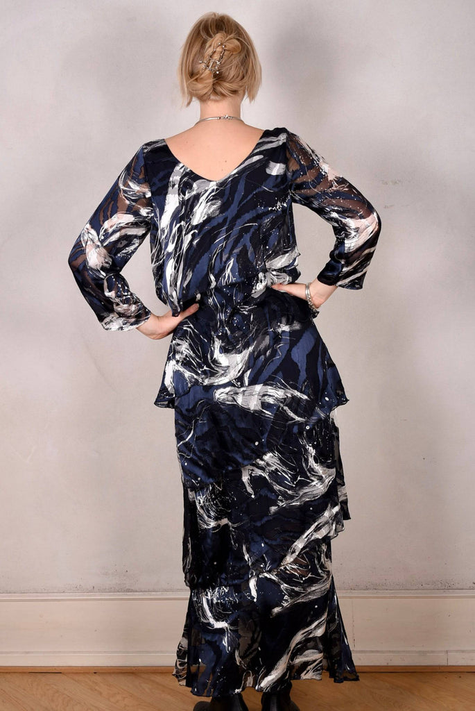 Nyn-Frida, The "magic" dress in layers, with 4/5 sleeves "Black & Blue" - Tone Barker Silk