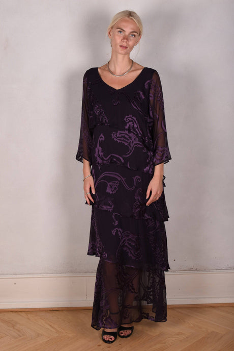 Nyn-Frida. The "magic" dress in layers, with 4/5 sleeves "Night Purple" - Tone Barker Silk