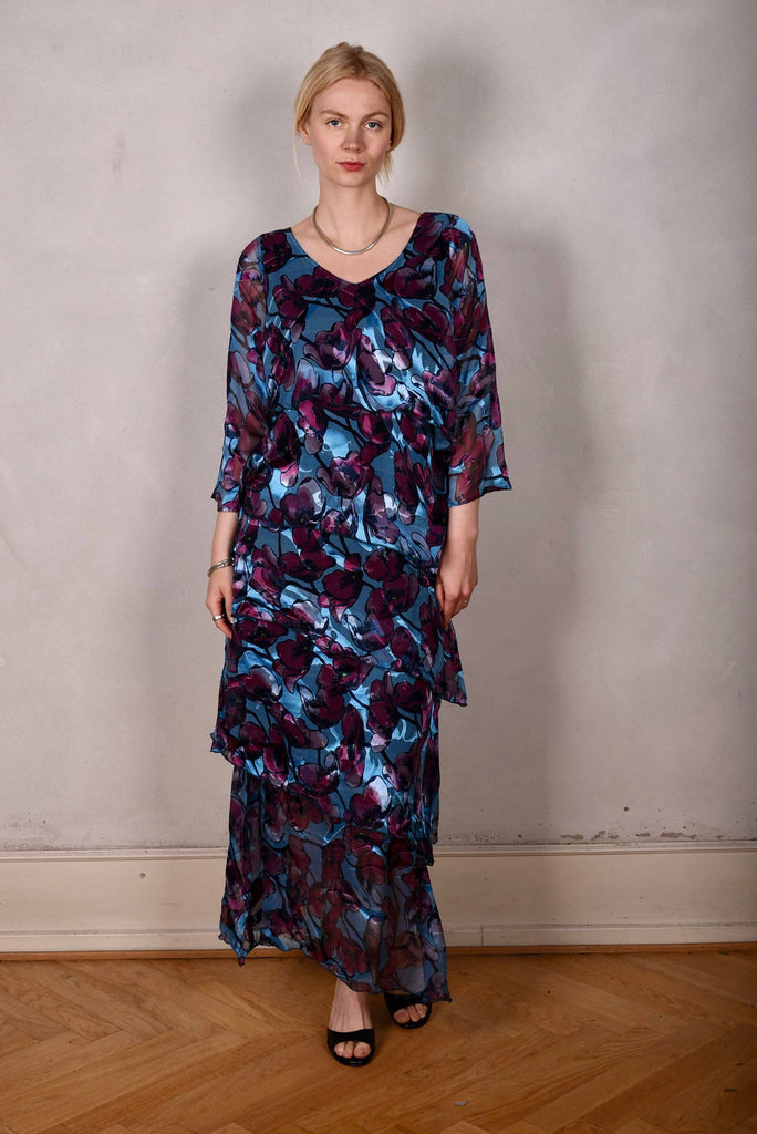 Nyn-Frida, The "magic" dress in layers, with 4/5 sleeves "Shady Poppies" - Tone Barker Silk