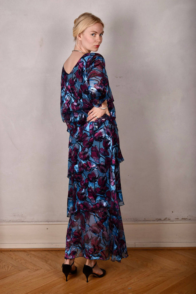 Nyn-Frida, The "magic" dress in layers, with 4/5 sleeves "Shady Poppies" - Tone Barker Silk