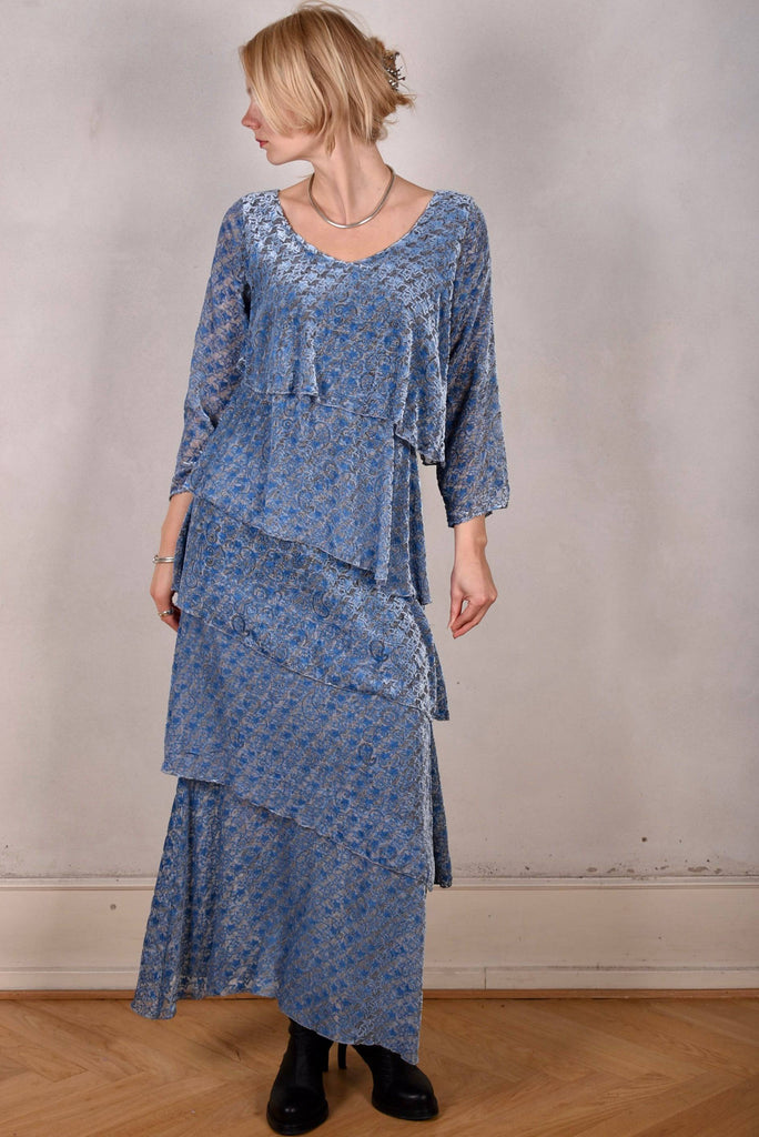 Nyn-Frida, The "magic" dress in layers, with 4/5 sleeves "Star Velvet" - Tone Barker Silk