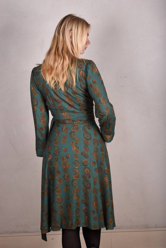 W-wrap. Wrap dress in Noil silk/rayon mix. 60%noil silk/40%viscose "Grotus" - Tone Barker Silk