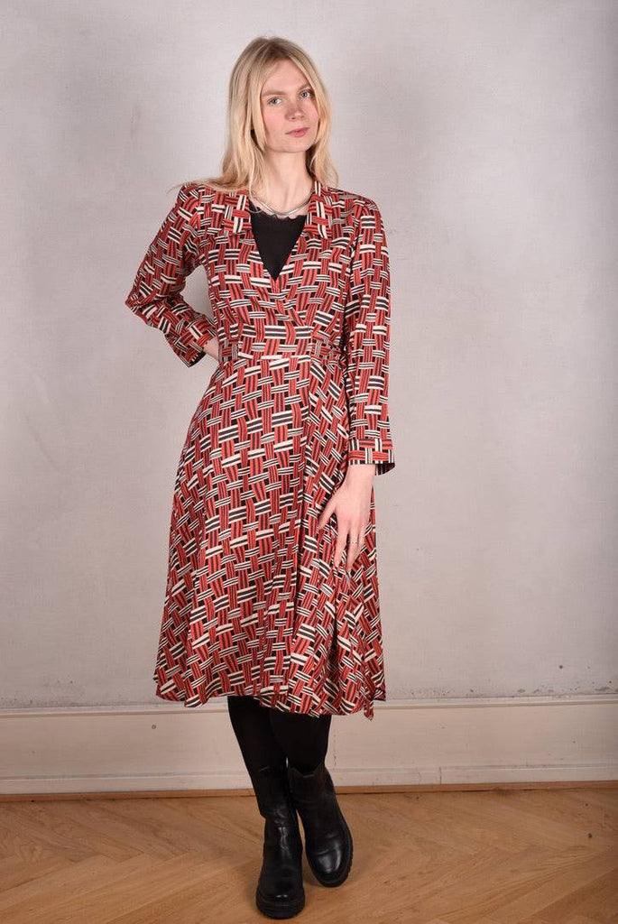 W-wrap. Wrap dress in Noil silk/rayon mix. 60% noil silk/40%viscose "Nuasket" - Tone Barker Silk