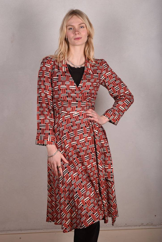 W-wrap. Wrap dress in Noil silk/rayon mix. 60% noil silk/40%viscose "Nuasket" - Tone Barker Silk