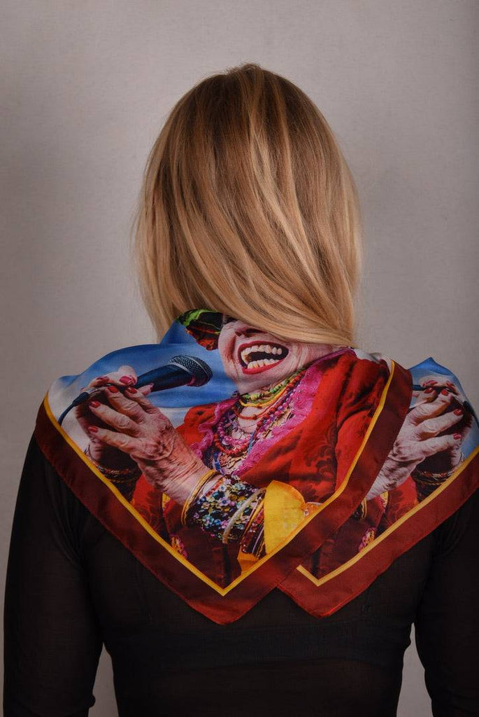 Artist Scarf in 100% Silk  70X70 cm. Anne Marie Helger by Jens Raadal - Tone Barker Silk