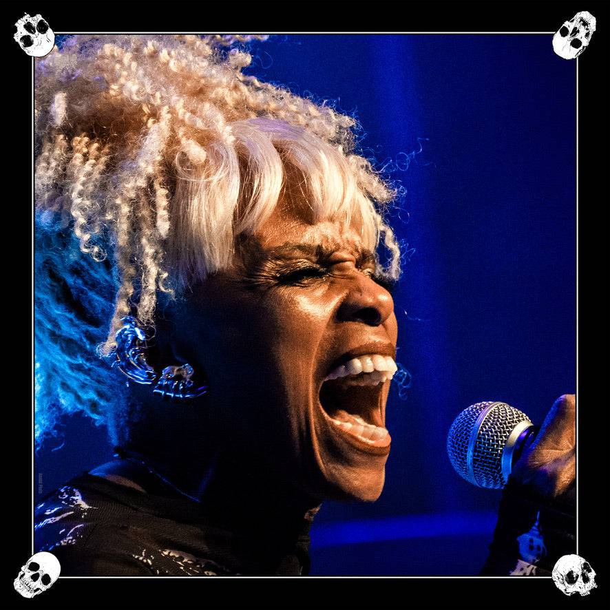 Artist Scarf in 100% Silk  70X70 cm. "Mothers Finest" by Jens Raadal - Tone Barker Silk