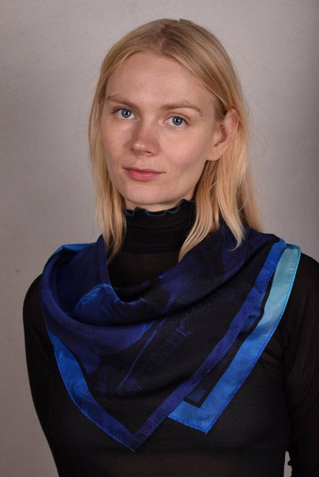 Artist Scarf in 100% Silk  70X70 cm. "Prisma" by Jens Raadal - Tone Barker Silk