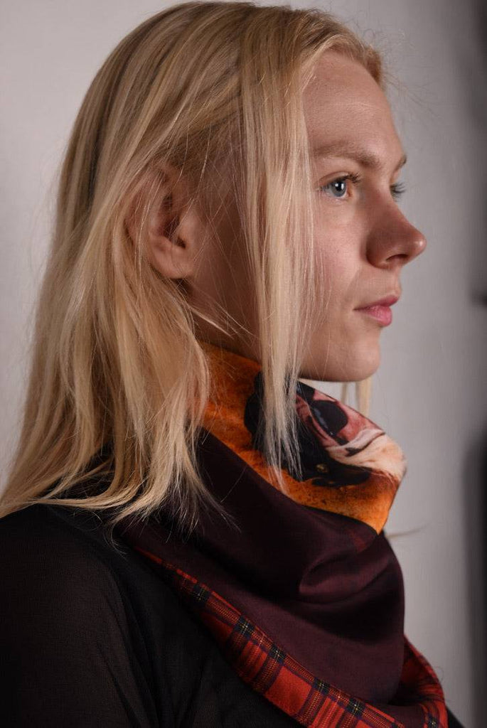 Artist Scarf in 100% Silk  70X70 cm. "The Courettes" by Jens Raadal - Tone Barker Silk