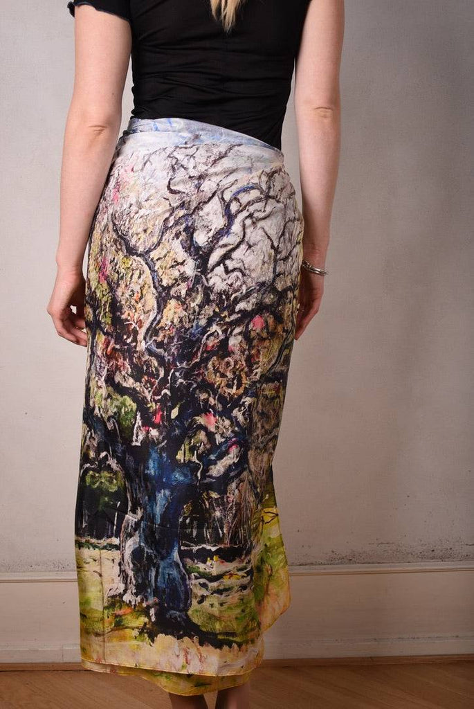 Crush, artist. Large Shawl/sarong in 100% silk Habotai. Martin Spang Olsen "Oak Dance" - Tone Barker Silk