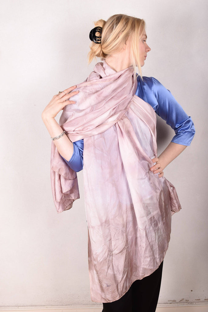 Crush. Large silk shawl.  Col: "Pale Old-rose" - Tone Barker Silk