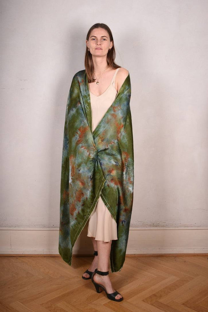 May-Em Tie-dye. A huge shawl/sarong/wrap made of 100% silk "green-nature" - Tone Barker Silk